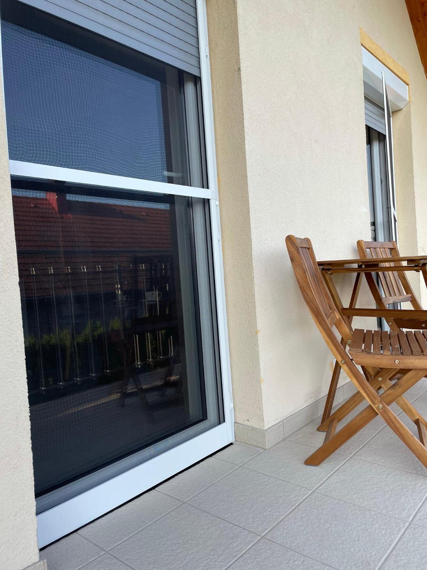 Jasmin Apartment House Vonyarcvashegy Bagian luar foto